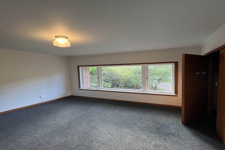 Photo of property in 368 Henderson Valley Road, Henderson Valley, Auckland, 0612