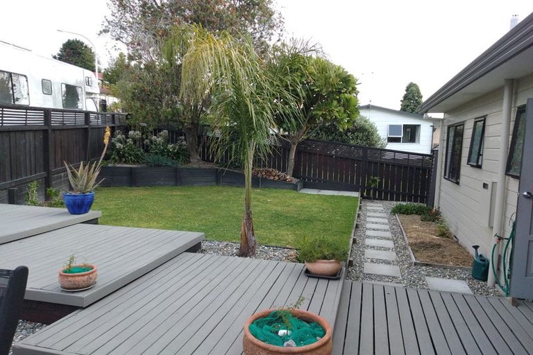 Photo of property in 4a Langstone Street, Welcome Bay, Tauranga, 3112