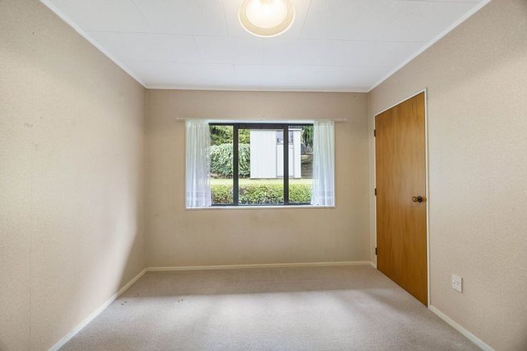 Photo of property in 13 Pentland Place, Highlands Park, New Plymouth, 4312