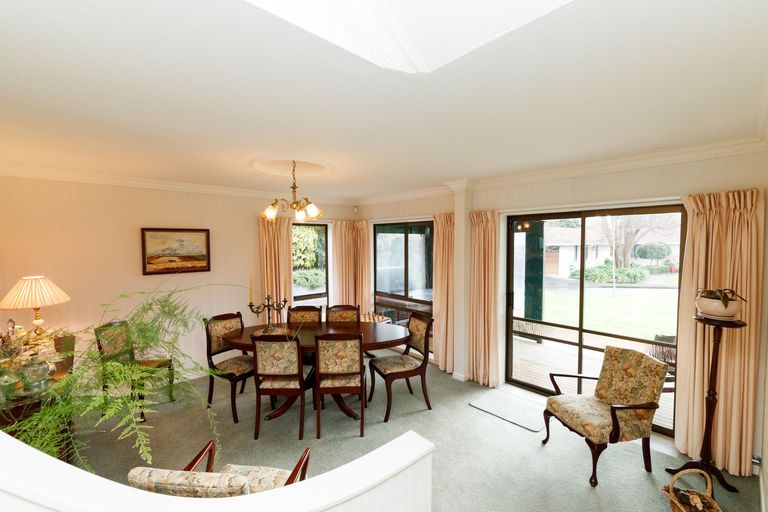 Photo of property in 62-64 Karina Terrace, Roslyn, Palmerston North, 4414