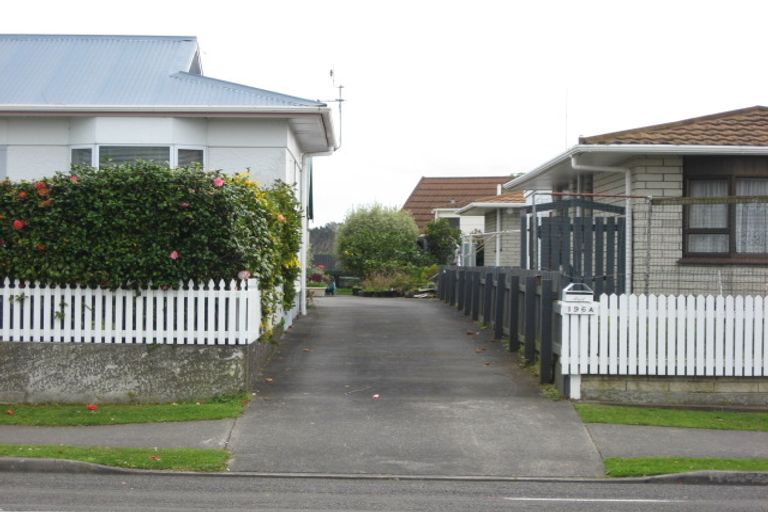 Photo of property in 196a Carrington Street, Lower Vogeltown, New Plymouth, 4310