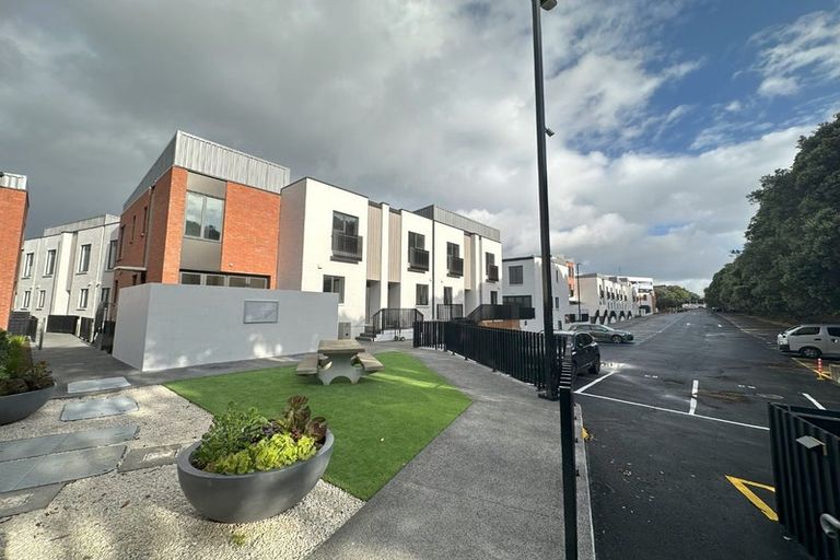 Photo of property in 55/666b Great South Road, Auckland