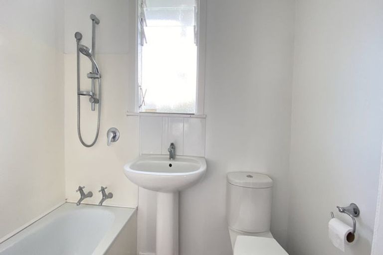 Photo of property in 27 New Bond Street, Kingsland, Auckland, 1021