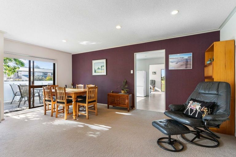 Photo of property in 116 Park Avenue, Whangamata, 3620