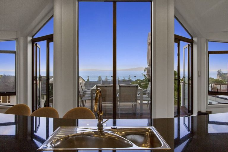 Photo of property in 839 Beach Road, Browns Bay, Auckland, 0630