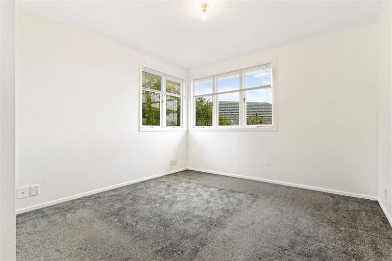 Photo of property in 22 Paton Avenue, Te Atatu South, Auckland, 0610