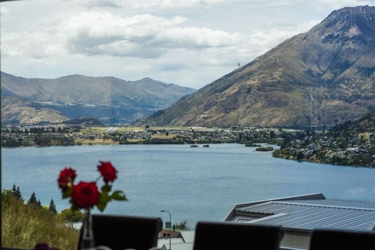 Photo of property in 69a Hensman Road, Queenstown, 9300