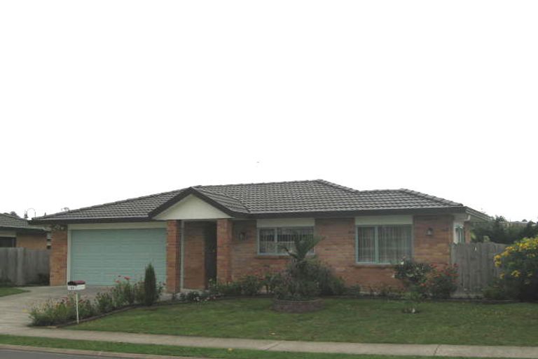 Photo of property in 27 Greenberry Drive, Ranui, Auckland, 0612