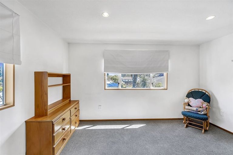 Photo of property in 100a Withells Road, Avonhead, Christchurch, 8042