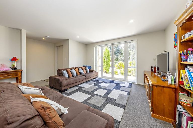 Photo of property in 55 Phar Lap Crescent, Takanini, 2112
