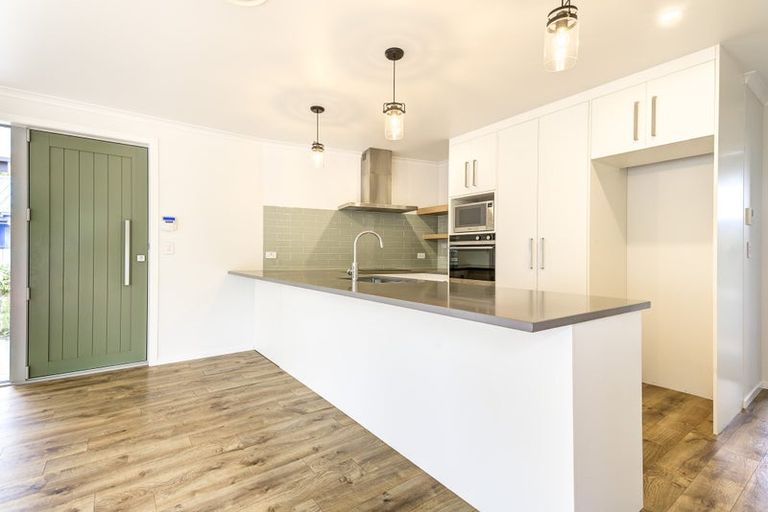 Photo of property in 47 Morrow Avenue, St Andrews, Hamilton, 3200