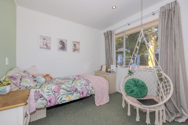 Photo of property in 216 Stone Street, Wanaka, 9305