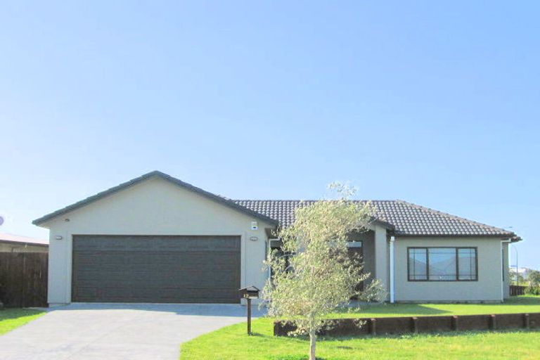 Photo of property in 12 Sarah Place, Papamoa Beach, Papamoa, 3118