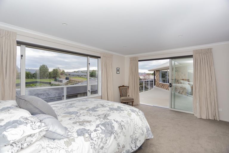 Photo of property in 15 Grove Avenue, Weston, Oamaru, 9401