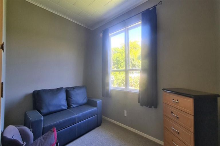 Photo of property in 18 Saint Pauls Place, Tamatea, Napier, 4112