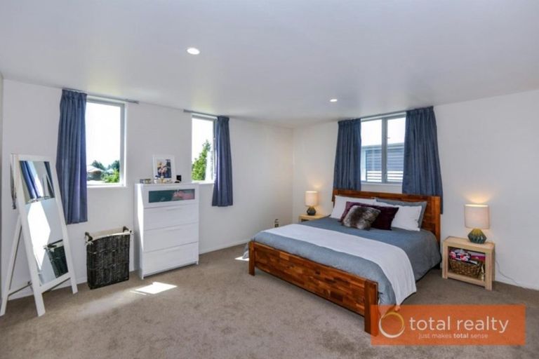 Photo of property in 5a Sienna Court, Aidanfield, Christchurch, 8025
