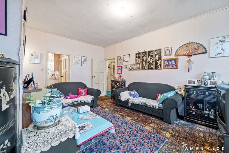 Photo of property in 51 Moa Road, Point Chevalier, Auckland, 1022