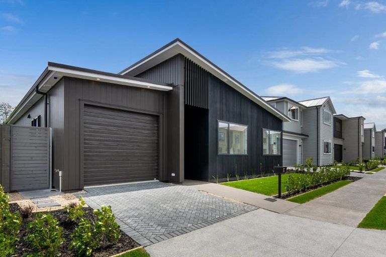 Photo of property in 10 Oyster Drive, Whenuapai, Auckland, 0618