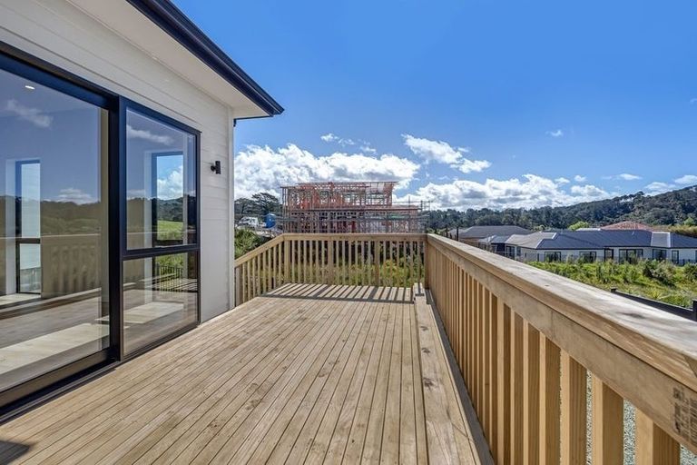 Photo of property in 13 Katote Avenue, Swanson, Auckland, 0614
