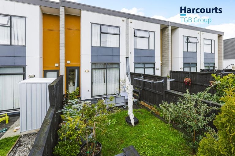 Photo of property in 105 Te Aparangi Road, Papakura, 2110