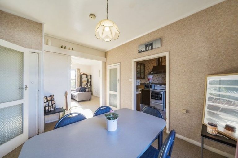 Photo of property in 8a Fitzroy Street, Normanby, Hawera, 4614