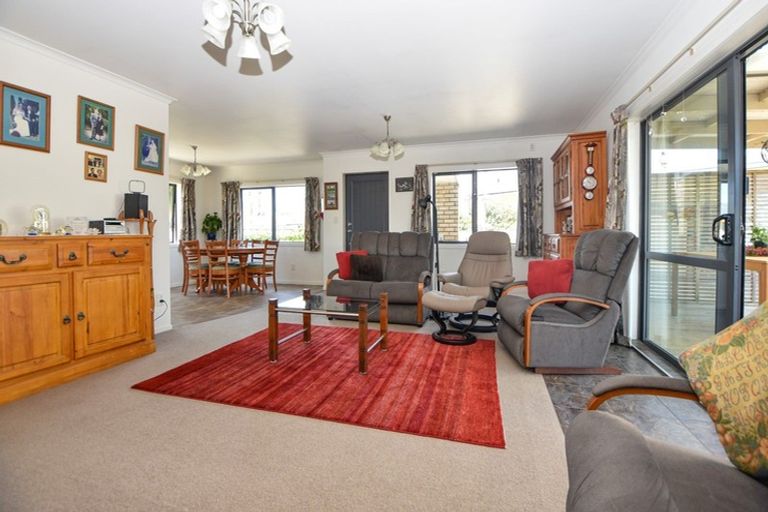 Photo of property in 10a Taylor Street, Carterton, 5713