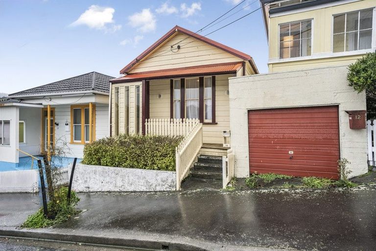 Photo of property in 16 Herald Street, Berhampore, Wellington, 6023
