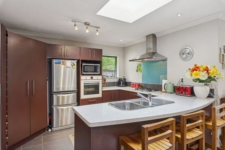 Photo of property in 37 Ashleigh Way, Waikanae Beach, Waikanae, 5036