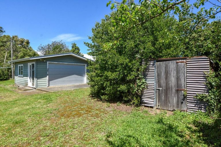 Photo of property in 24 Moreton Road, Carterton, 5713