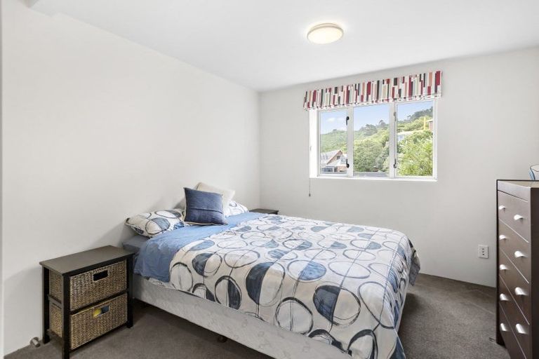 Photo of property in 31 Highbury Crescent, Highbury, Wellington, 6012