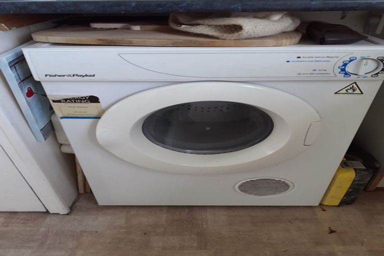 Photo of property in 210 Rintoul Street, Berhampore, Wellington, 6023