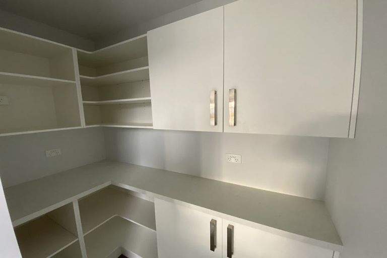 Photo of property in 12 Northmoor Boulevard, Rolleston, 7615