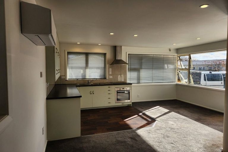 Photo of property in 59 Hills Road, Edgeware, Christchurch, 8013