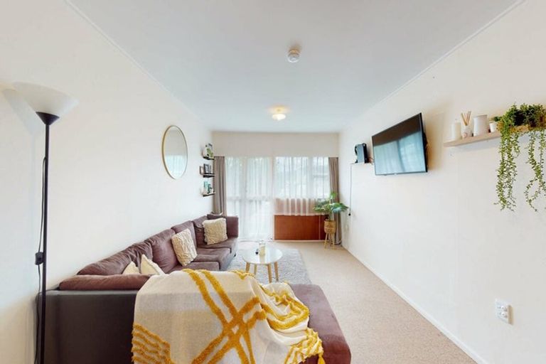 Photo of property in 1/2 Reading Street, Wainuiomata, Lower Hutt, 5014