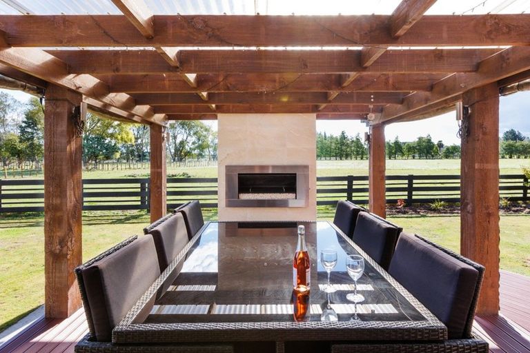 Photo of property in 420 Kairanga Bunnythorpe Road, Bunnythorpe, Palmerston North, 4478