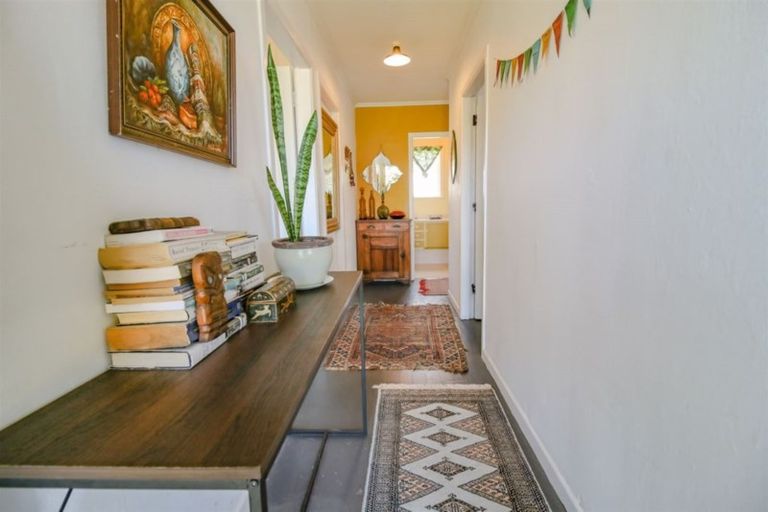 Photo of property in 3 Manuka Street, Castlecliff, Whanganui, 4501