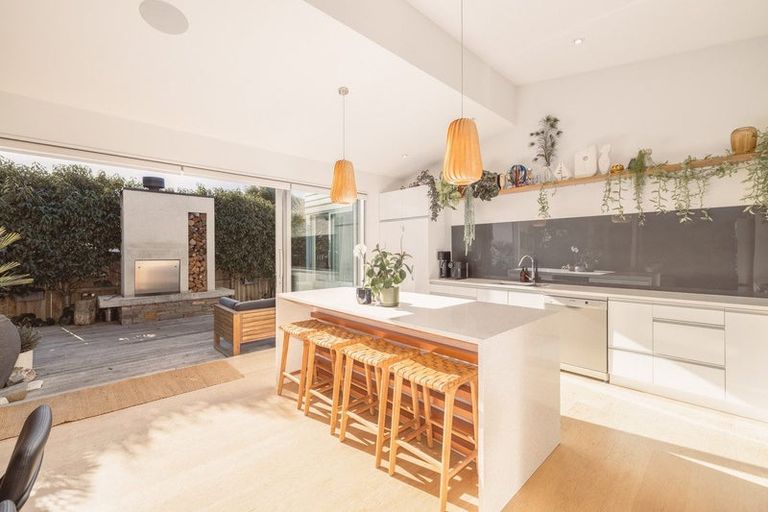 Photo of property in 373 Pine Avenue, South New Brighton, Christchurch, 8062