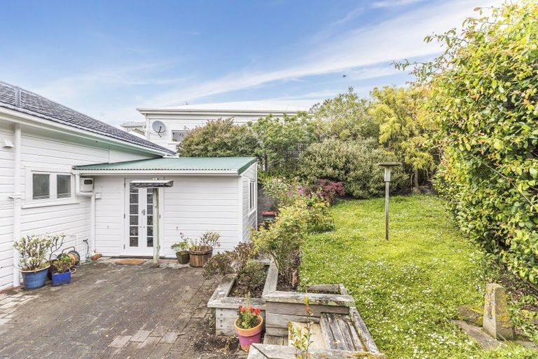 Photo of property in 234 Ohiro Road, Brooklyn, Wellington, 6021