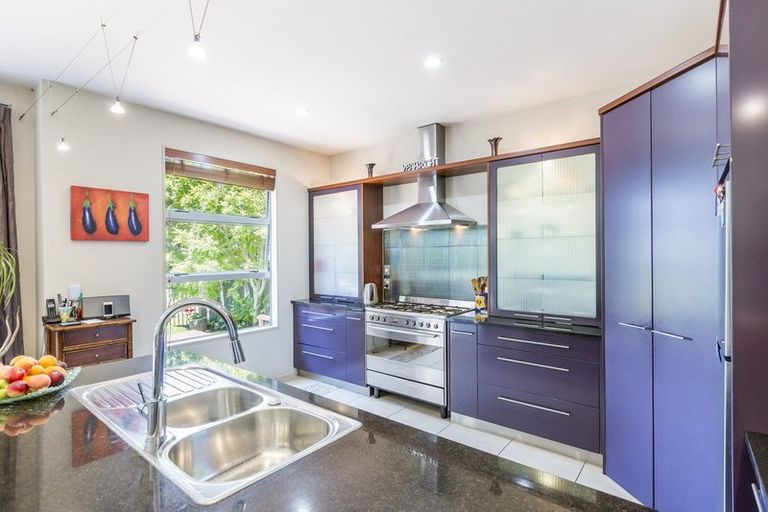 Photo of property in 20a Glenross Drive, Wattle Downs, Auckland, 2103