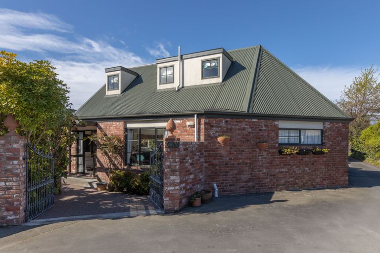 Photo of property in 46a Division Street, Riccarton, Christchurch, 8041