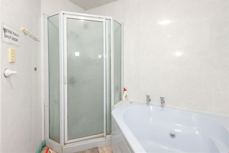 Photo of property in 64 Acacia Avenue, Upper Riccarton, Christchurch, 8041