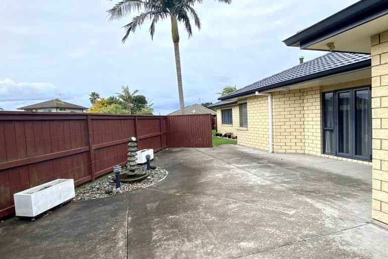 Photo of property in 36 Matemuri Drive, Papamoa Beach, Papamoa, 3118