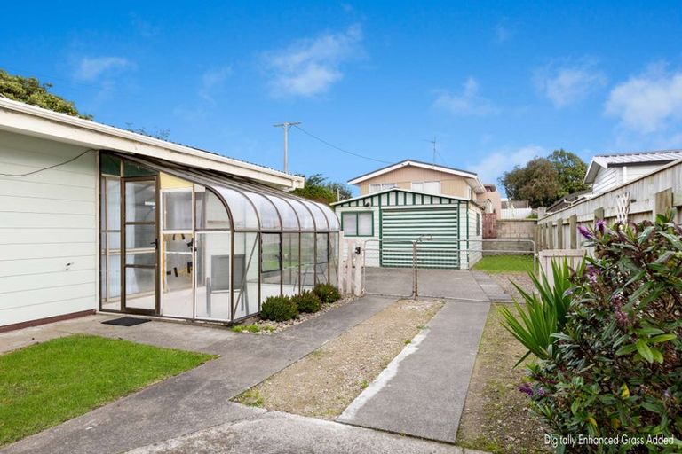 Photo of property in 77a Matai Street, Castlecliff, Whanganui, 4501