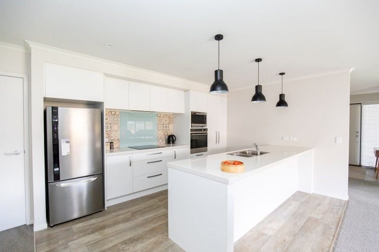 Photo of property in 18 Costello Drive, Ngatea, 3503