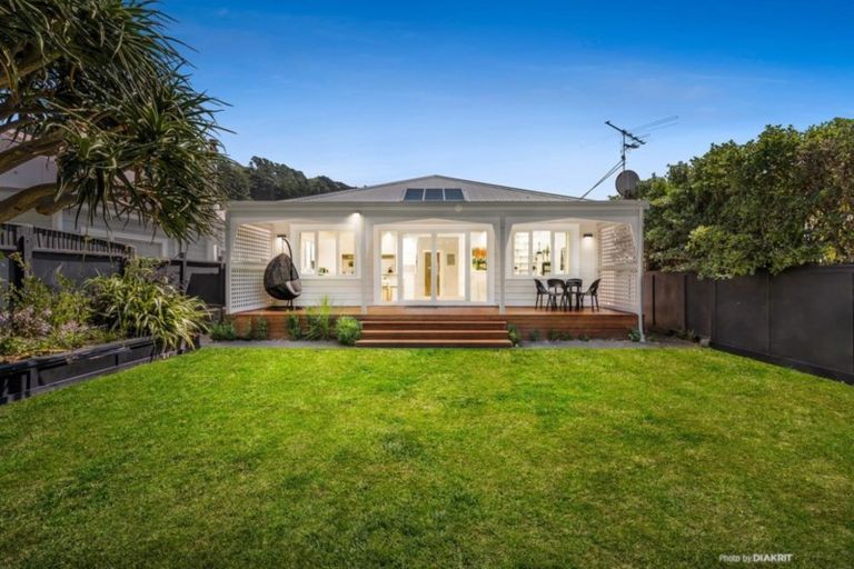 Photo of property in 63 Hector Street, Seatoun, Wellington, 6022