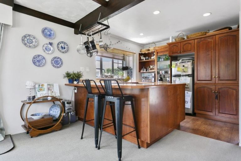 Photo of property in 57 Wordsworth Street, Leamington, Cambridge, 3432