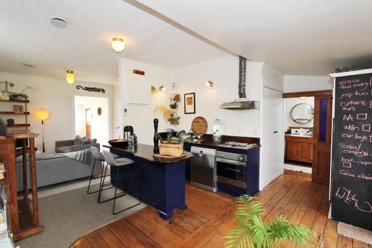 Photo of property in 8 Waikare Street, Tahunanui, Nelson, 7011