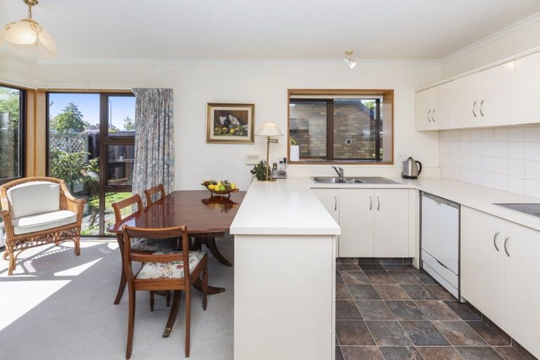 Photo of property in 1b Saint Clio Street, Ilam, Christchurch, 8041