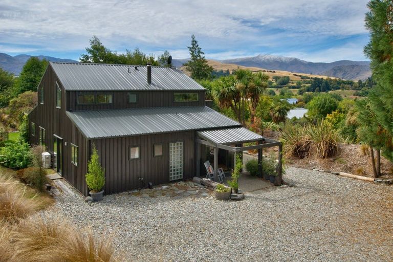 Photo of property in 36 Ferry Hill Drive, Lower Shotover, Queenstown, 9371