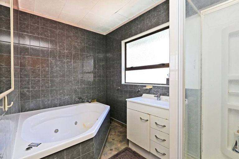 Photo of property in 1/414 Avenue Road West, Hastings, 4122